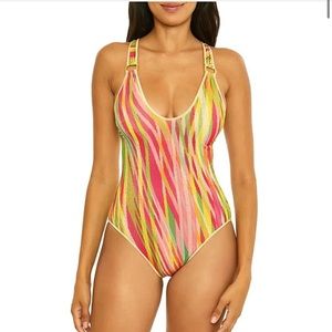 ⭐️NEW Becca Stripe Print Awaken Londyn Metallic Ring One Piece Swimsuit